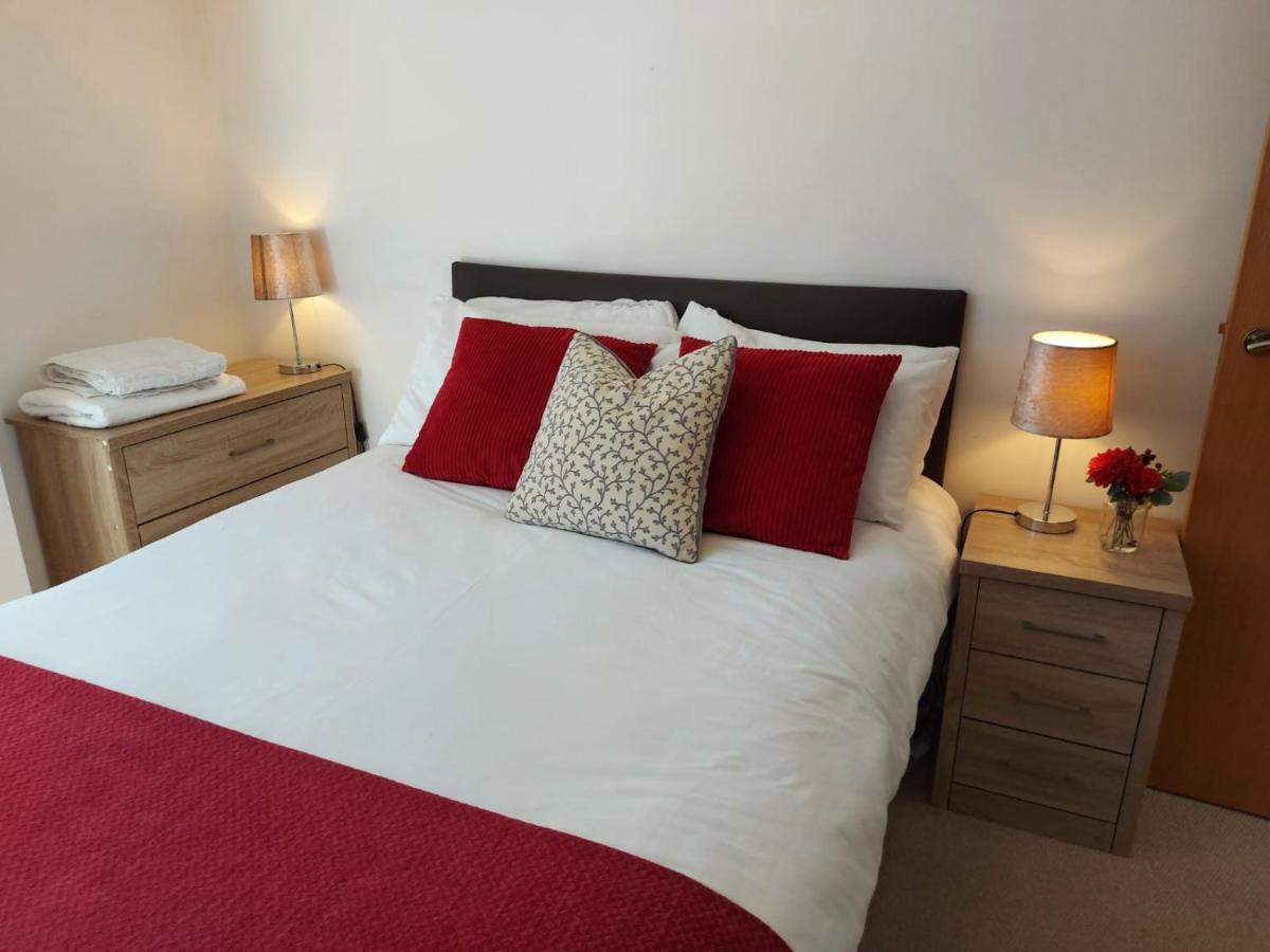 City 2 Bed, 2 Bath, Free Parking & Wifi Sheffield Luaran gambar
