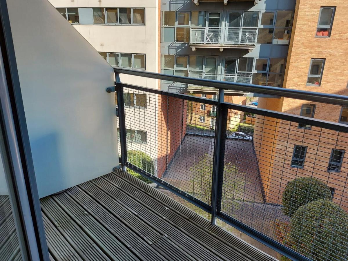 City 2 Bed, 2 Bath, Free Parking & Wifi Sheffield Luaran gambar